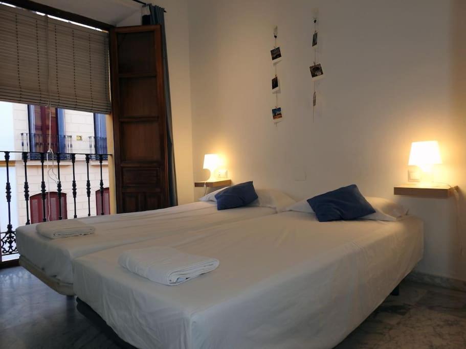 Apartamento En Sevilla Centro Con Vistas A La Plaza Alameda De Hercules - Hasta 6 Personas Экстерьер фото